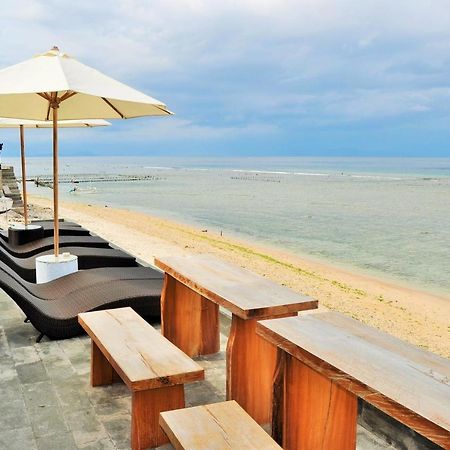 Pradana Beach Inn Luxury Batununggul ภายนอก รูปภาพ