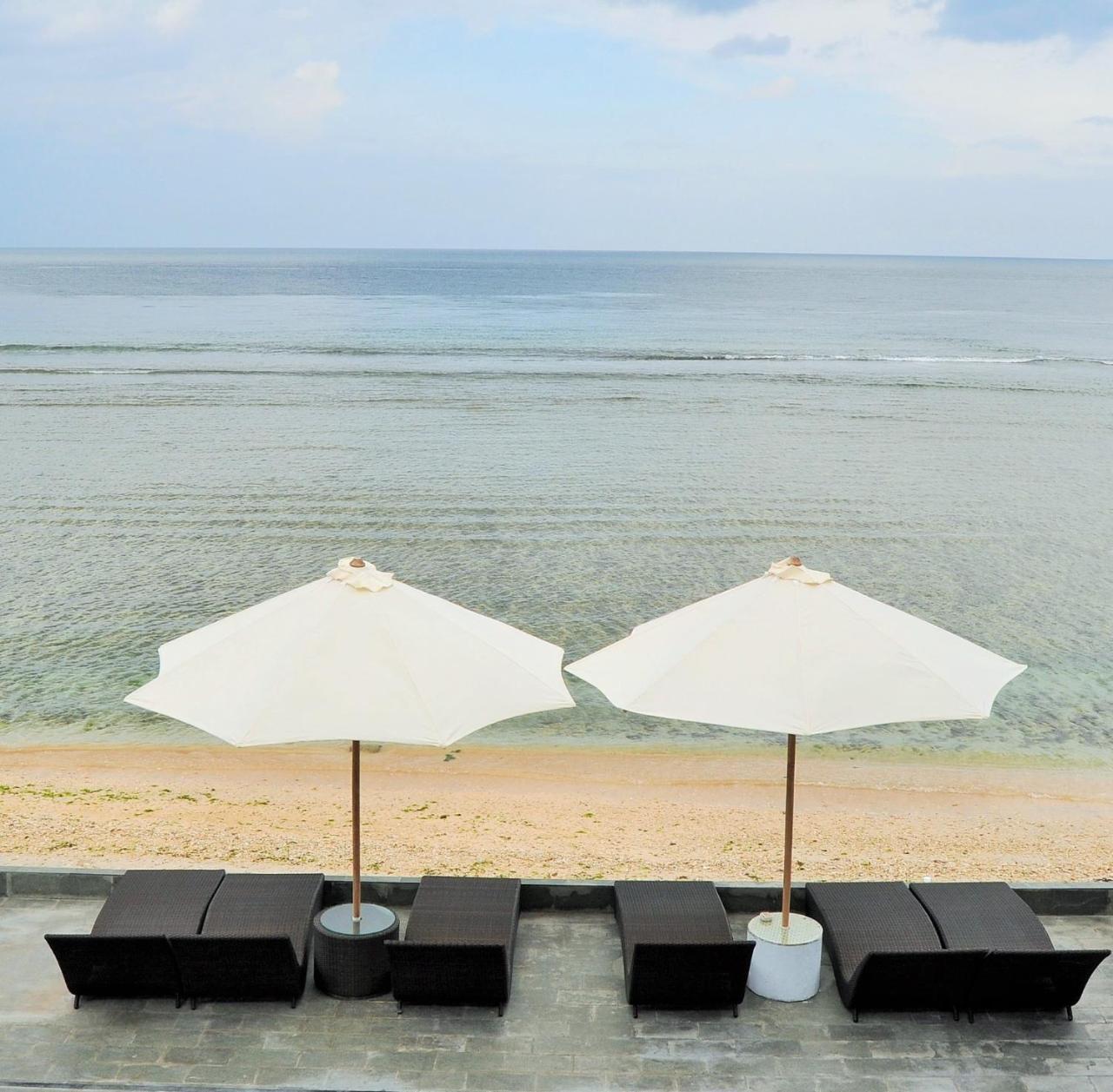 Pradana Beach Inn Luxury Batununggul ภายนอก รูปภาพ